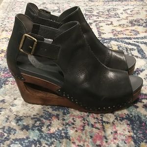 Dansko peep toe sable wedge sandal